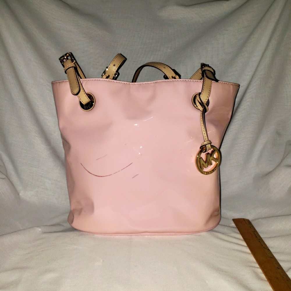Michael Kors pink purse